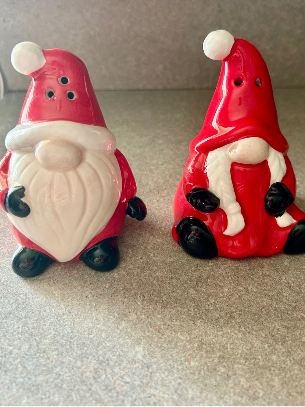 Christmas Gnome Salt and Pepper Set - Ceramic Holiday Decor